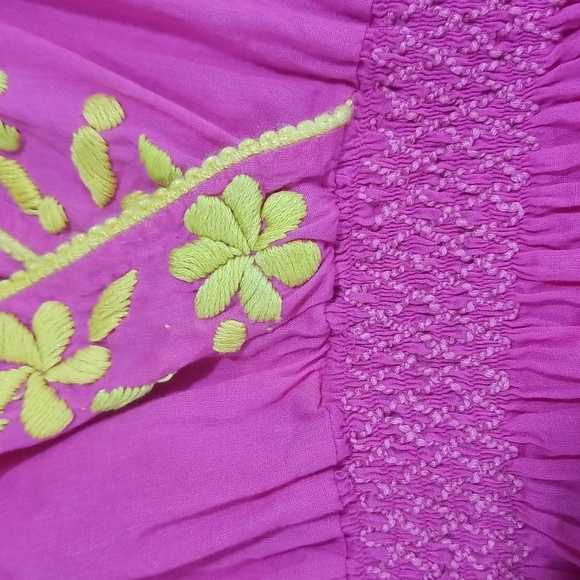 NOUGAT LONDON Pink & Yellow Flower Embroidered V-Neck Tunic Shirt Top - Picture 4 of 11